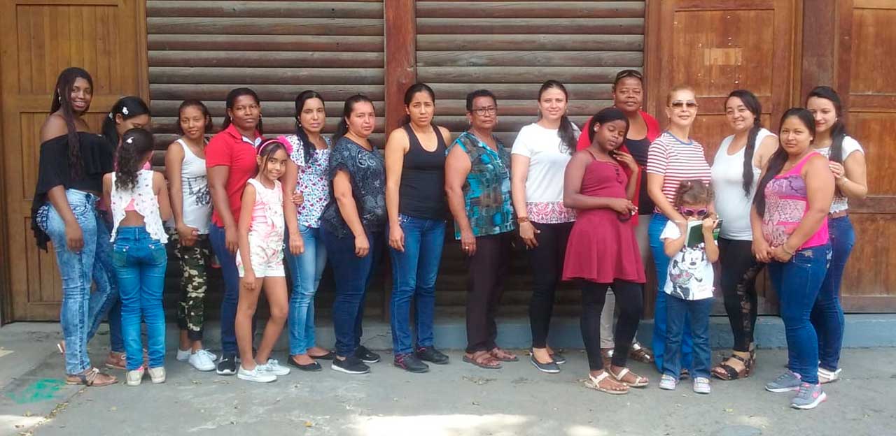 NUESTRA FAMILIA